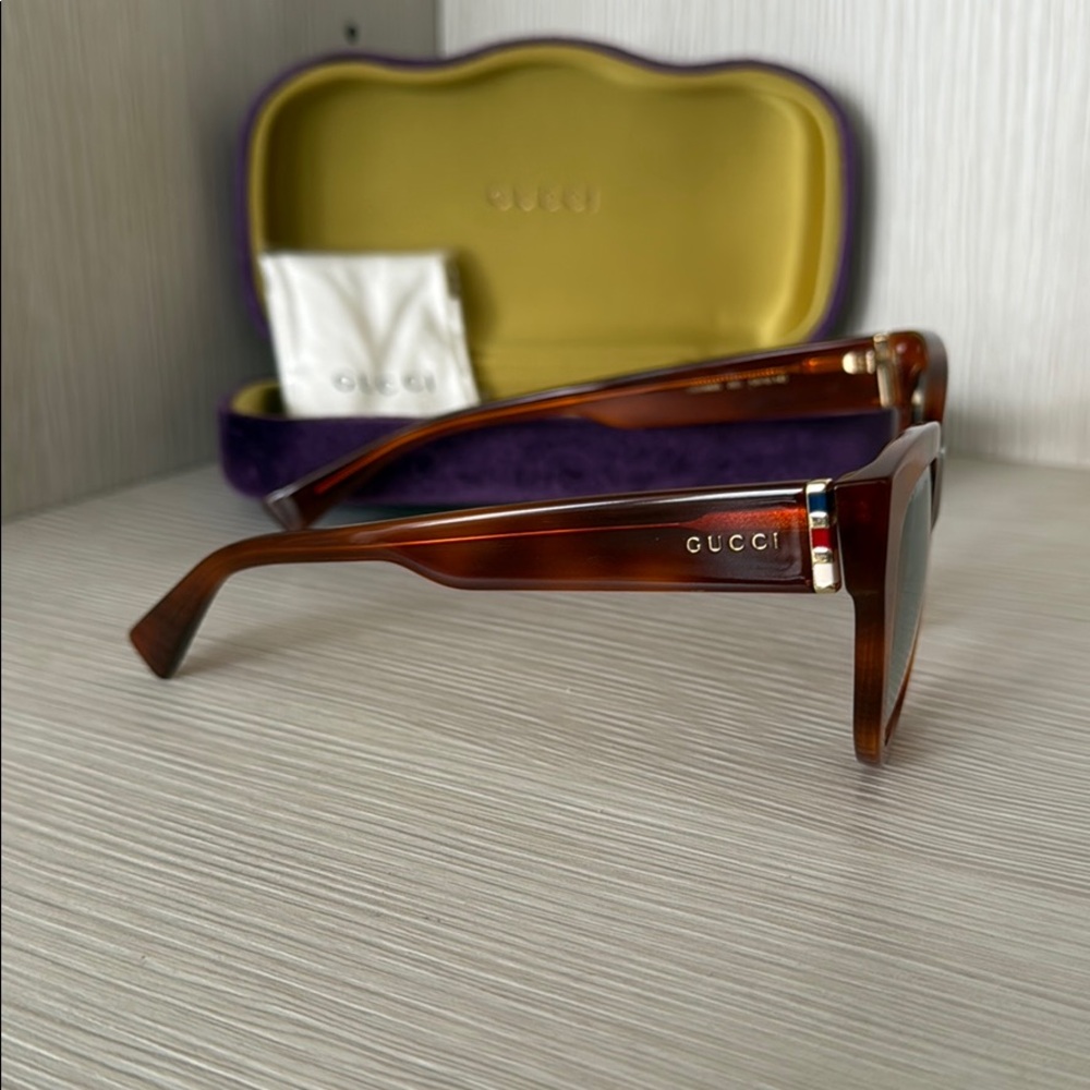 GUCCI Sunglasses - 53MM Cateye - Picture 2 of 3